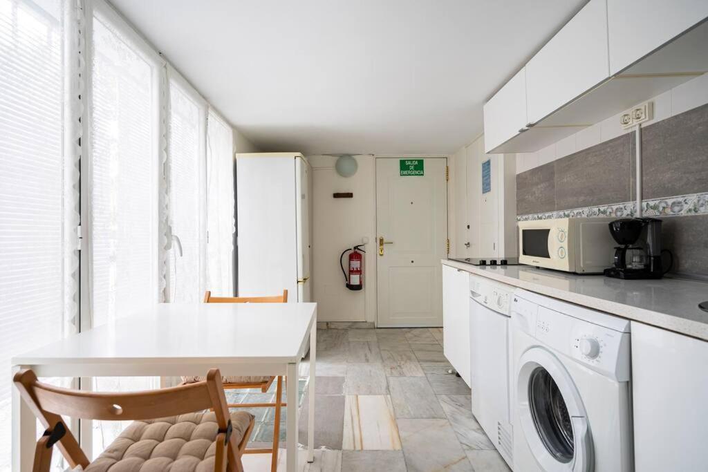 Arriaga Alto- Coqueto Duplex. Parking Gratuito Apartment Madrid Bagian luar foto